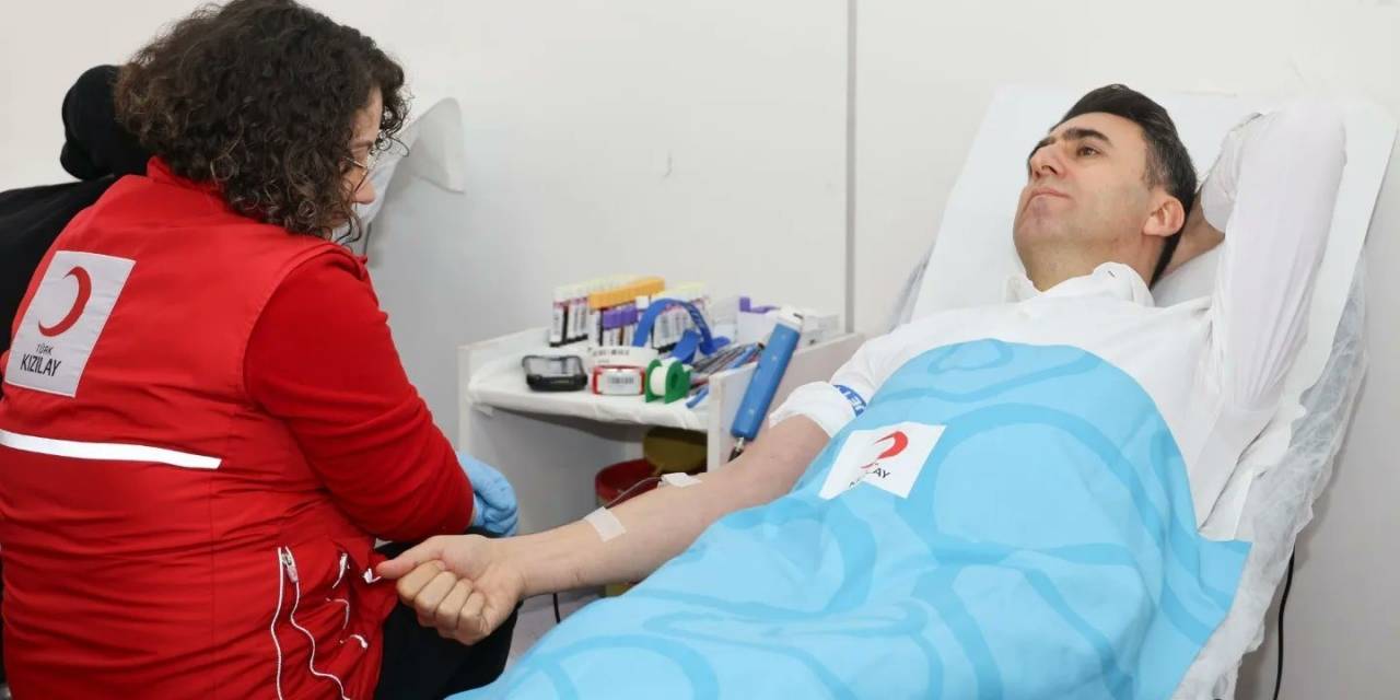 Kan Bağışında Bulunarak Birçok Kişiye Örnek Oldu