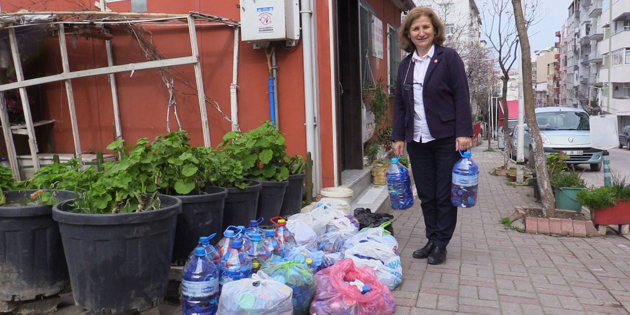 Bandırma’da Mavi Kapak Kampanyasına Destek