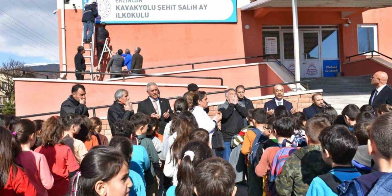 Şehit Salih Ay’ın Adı Okuduğu Okula Verildi