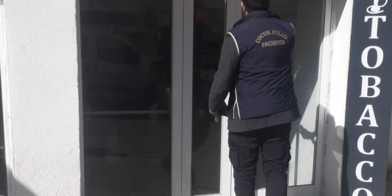 Eskişehir’de Polis Ekipleri Okul Çevresinde Denetim Yaptı