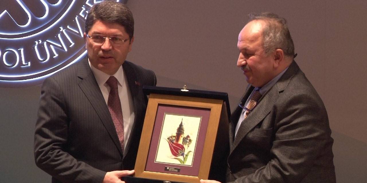 Uyuşturucu Sempozyumun’da Konuşan Adalet Bakan’ı Yılmaz Tunç: "Uyuşturucu Madde Bizim Kırmızı Çizgimizdir"