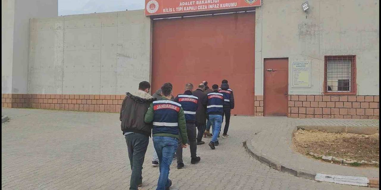 Kilis Merkezli 3 İlde Deaş Operasyonu: 4 Gözaltı