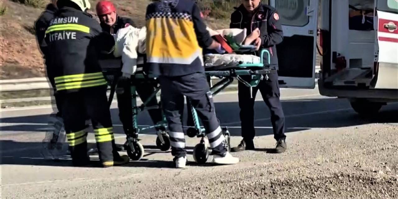 Hafif Ticari Araç Takla Attı: 3’ü Ağır 6 Yaralı