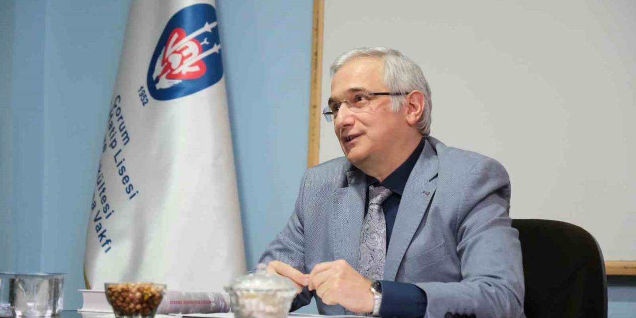 Prof. Dr. Kaşif Hamdi Okur: “Dinin Doğru Anlaşılması İçin Sağlıklı Bir Kaynak Ve Yöntem Anlayışına İhtiyaç Var”