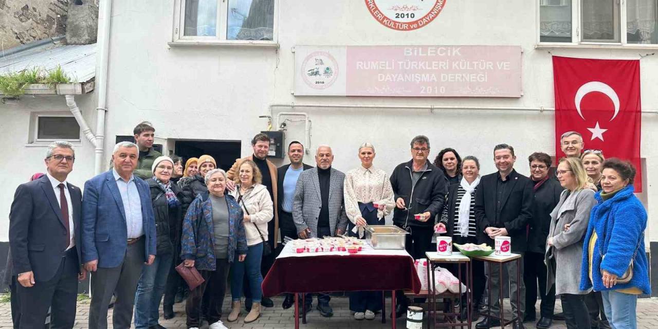 Berat Kandili İçin 500 Kişilik Helva Dağıttılar