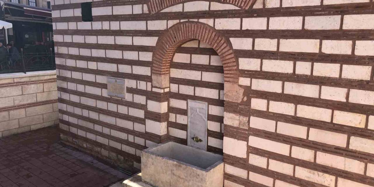 Beyoğlu’ndaki 500 Yıllık Tersane Emini Ahmed Ağa Çeşmesi’nin Restorasyonu Tamamlandı