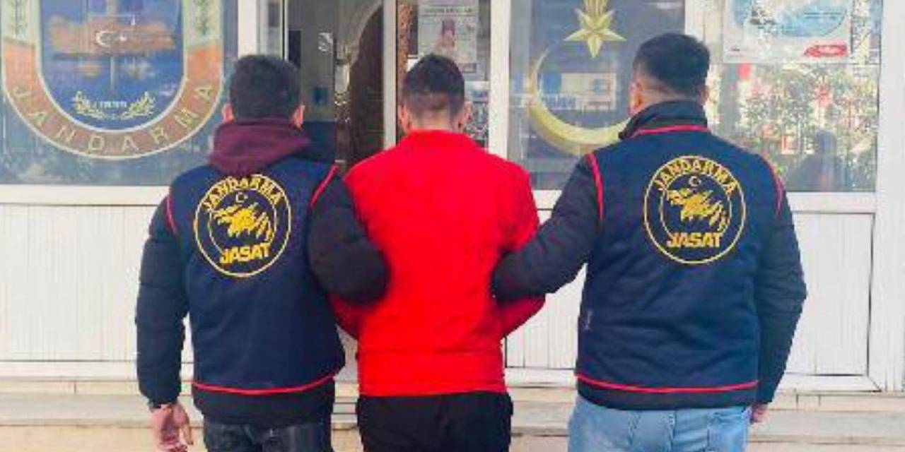 16 Yıl 8 Ay 7 Gün Hapis Cezası İle Aranan Şahıs Jandarma Ekiplerince Yakalandı