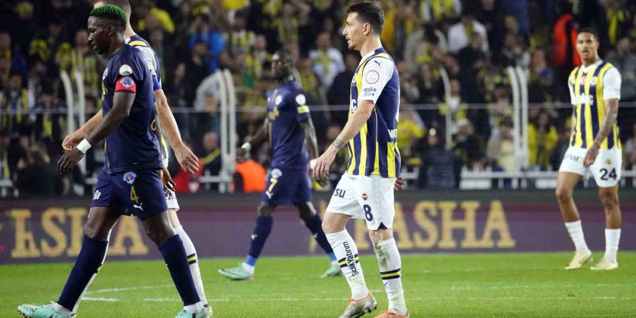 Trendyol Süper Lig: Fenerbahçe: 0 - Kasımpaşa: 0 (İlk Yarı)