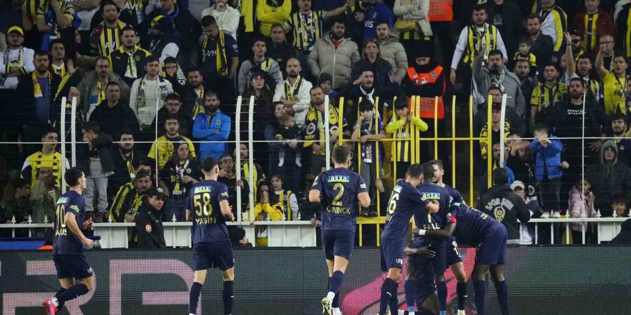 Fenerbahçe İç Sahada Son 5 Maçta Kalesini Gole Kapatamadı