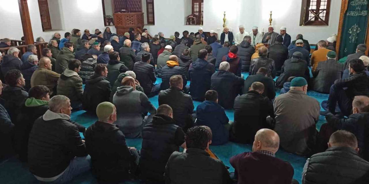 Devrek’te Berat Kandili Coşku İçerisinde İdrak Edildi