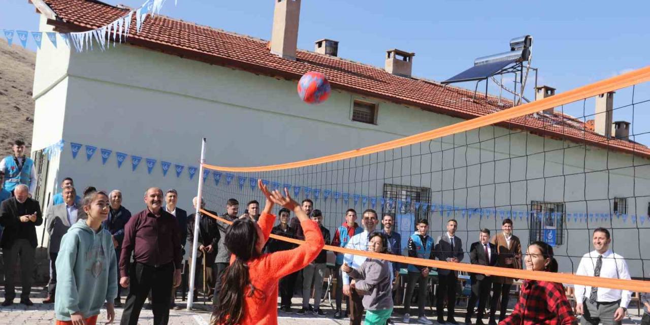 Ülkü Ocakları’ndan ’köyün Sultanları’ Projesi