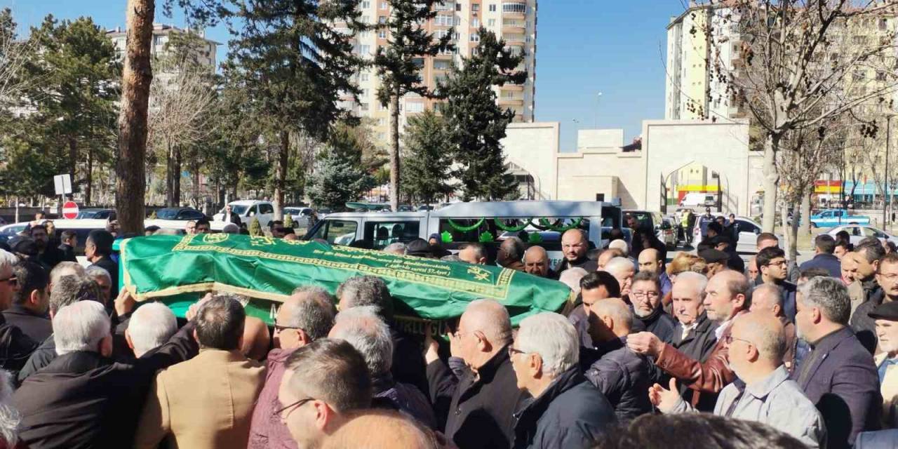 Ahmet Özsarıyıldız Hayatını Kaybetti