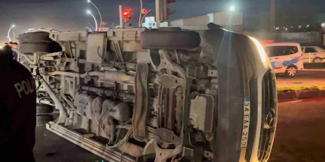 Tekirdağ’da Yolcu Minibüsü Devrildi: 13 Yaralı