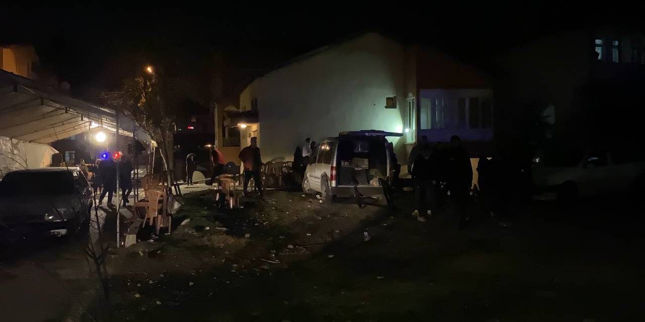 Asker Eğlencesinde Yan Baktın Kavgası: 1 Yaralı