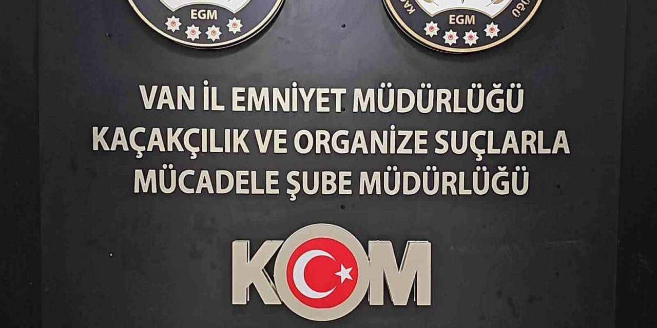 Van’da Gümrük Kaçakçılığı Operasyonu