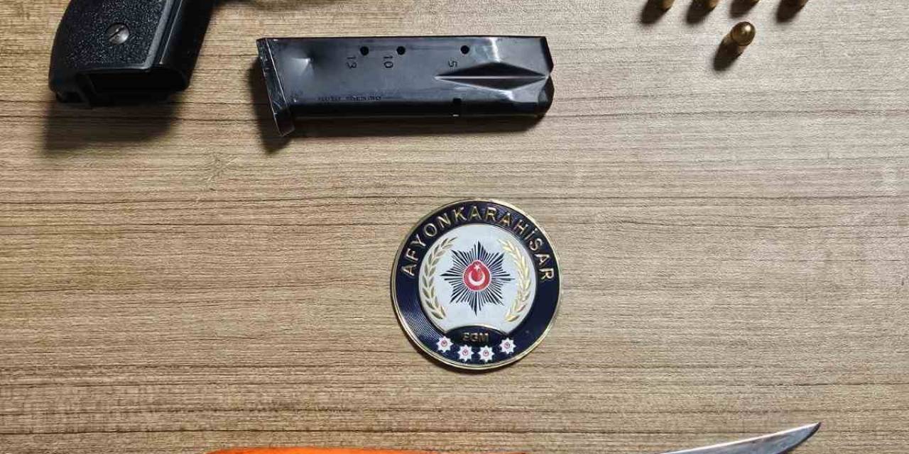 Başkasına Ait Ruhsatlı Tabancayla Alkollü Bir Şekilde Yakalandı