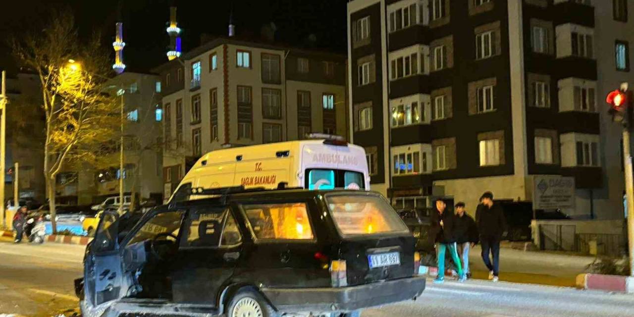 Bilecik’te Meydana Gelen Trafik Kazasında 1 Kişi Yaralandı