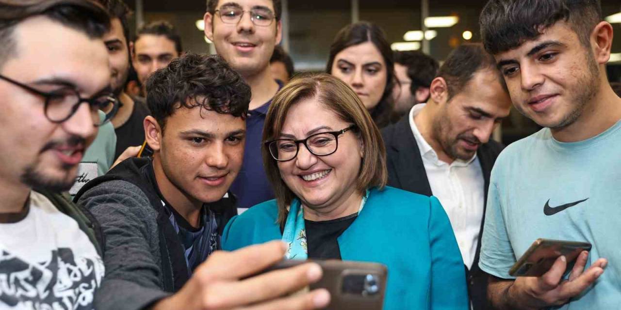 Gaziantep’te Öğrencilere Ulaşım Desteği Sürüyor