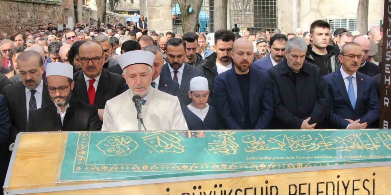 Cumhurbaşkanı Erdoğan’ın Dünürünün Babası Son Yolculuğuna Uğurlandı