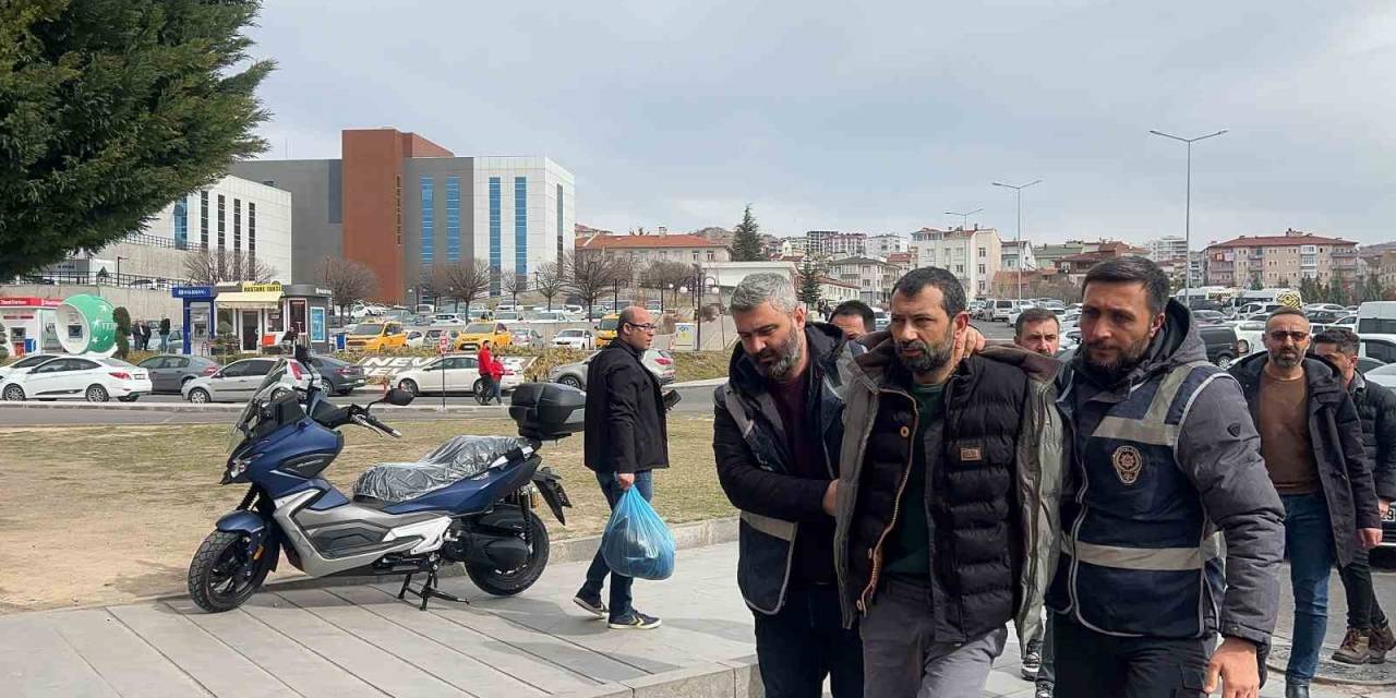 Kaçan Cinayet Zanlısı Yakalanmasa Katliam Yapacakmış