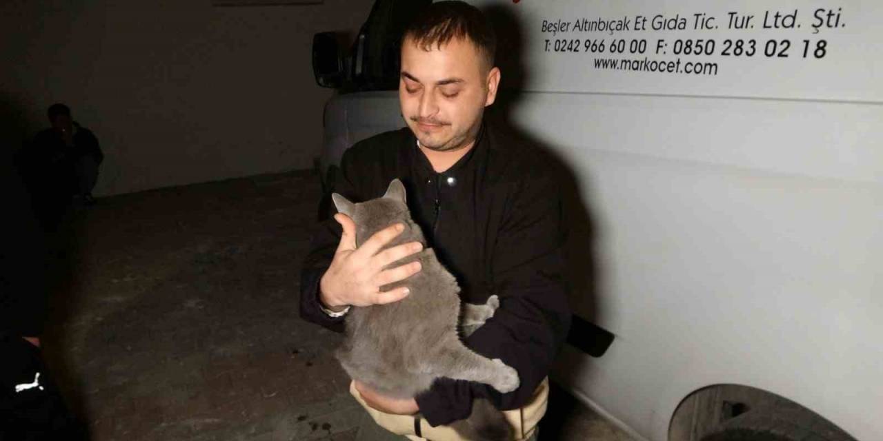 Manavgat’taki Yangın Mahalleliyi Sokağa Döktü