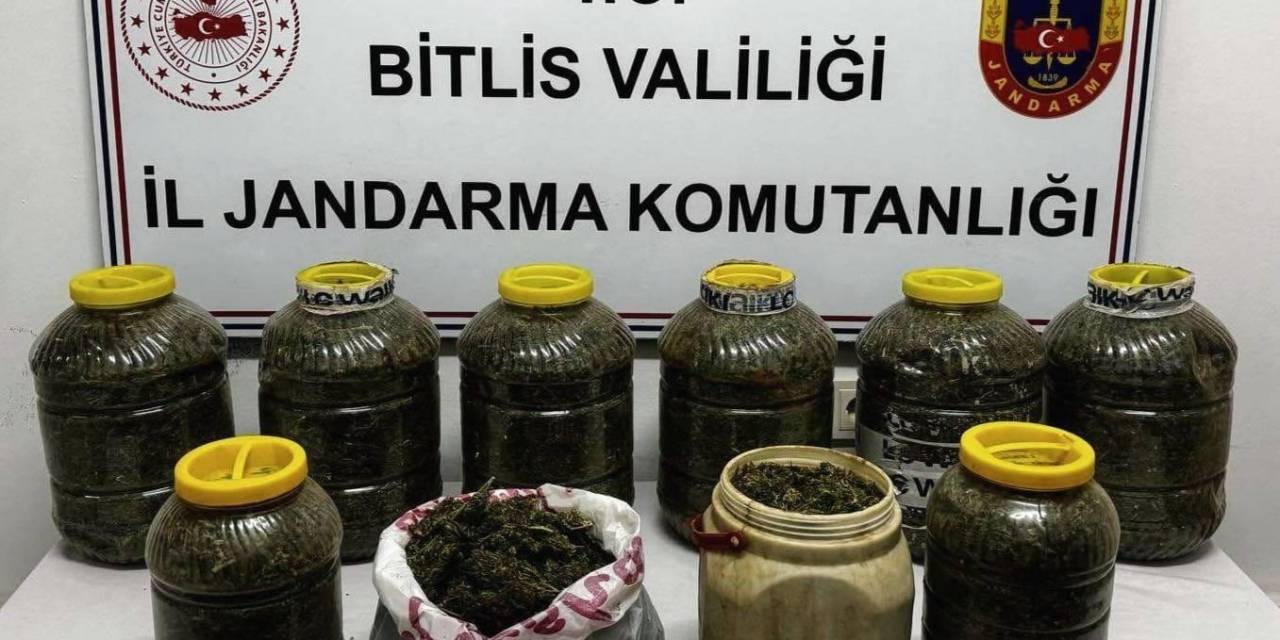 Hizan’da 11 Kilo 450 Gram Skunk Maddesi Ele Geçirildi