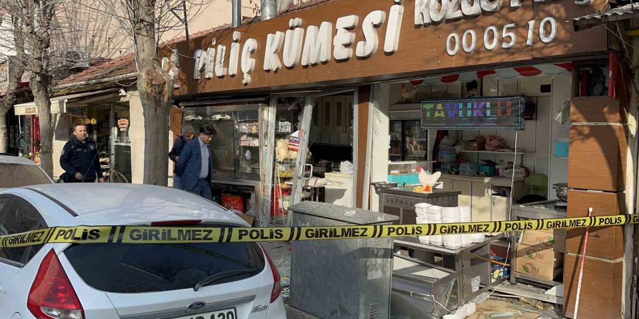 Tavuk Ürünleri Satan İşyerinde Patlama Oldu