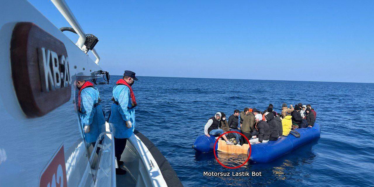 Yunanistan Kaçak Göçmenleri Ölüme Terk Etmeye Devam Ediyor