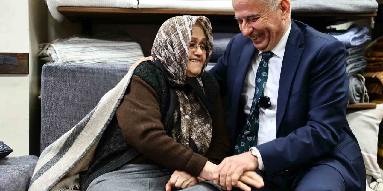 Başkan Zolan, Tekstilin Merkezinde Vatandaş Ve Esnafla Bir Araya Geldi