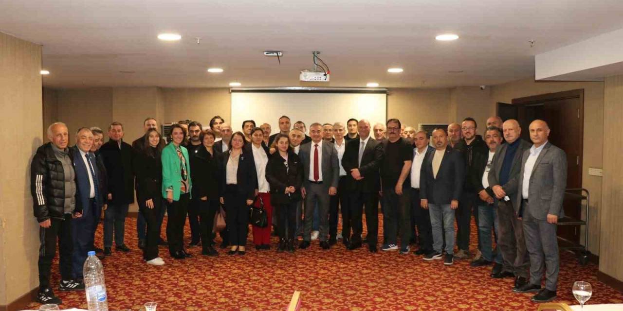 Sesli’nin Projeleri Dernek Başkanlarından Tam Not Aldı