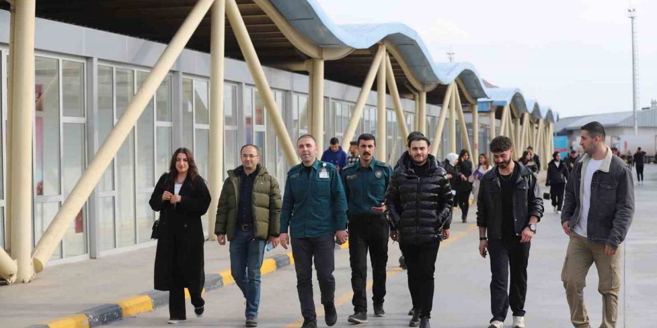 Iğdır Üniversitesi Öğrencilerinden Dilucu Sınır Kapısı’na Teknik Gezi