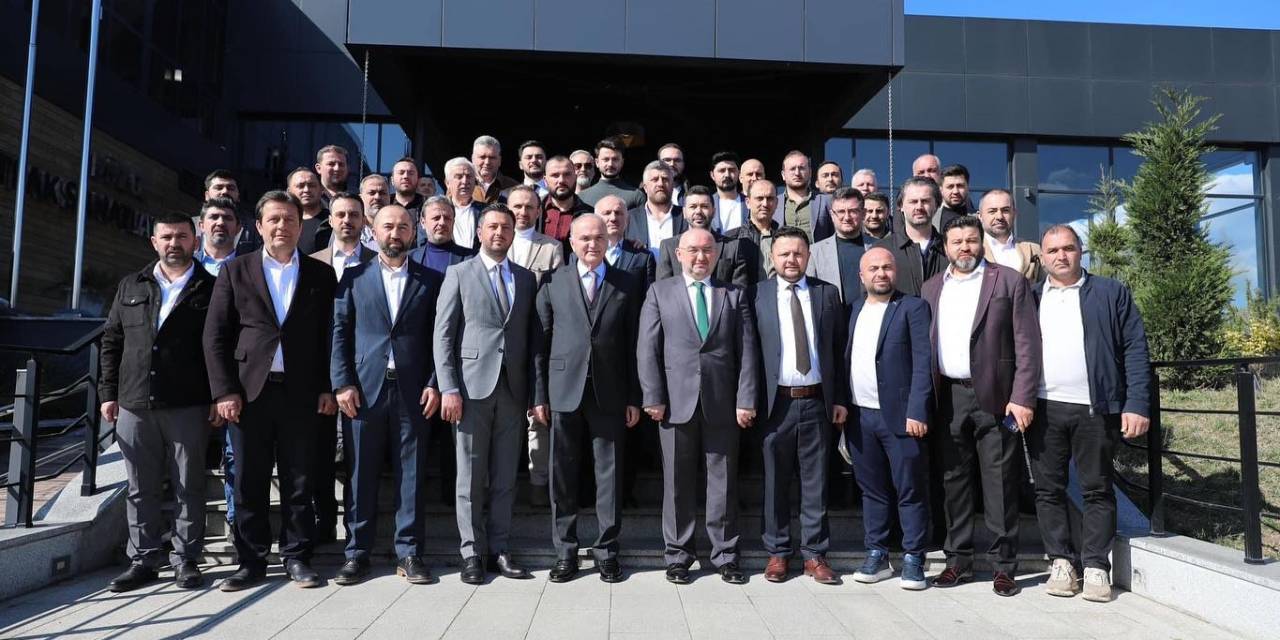 Başkan Özlü İş İnsanlarıyla Bir Araya Geldi