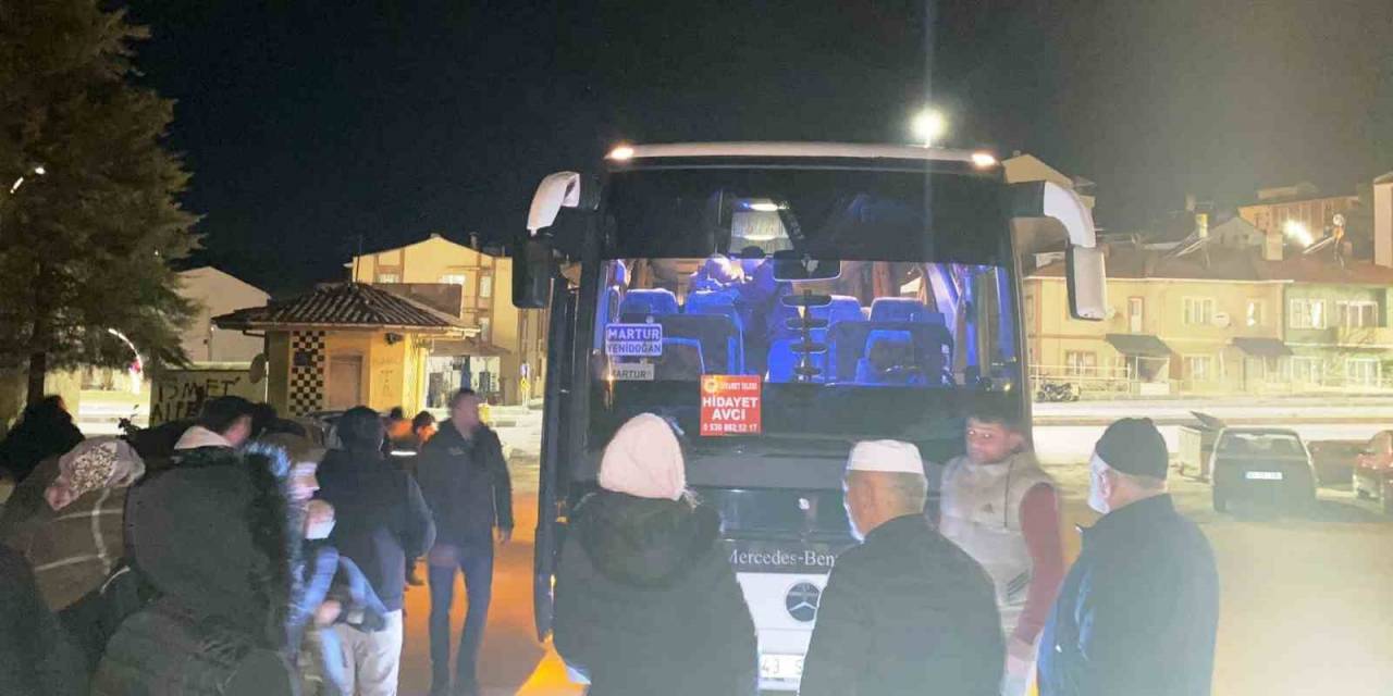 Emet Ve Hisarcık’tan Ramazan Umresi İçin 33 Kişilik Gurup Yola Çıktı