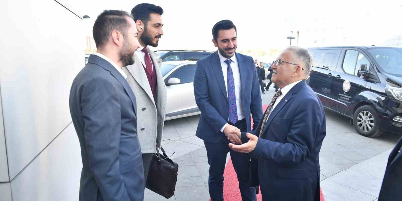 Başkan Büyükkılıç’tan Baro Başkanı Köse’ye Ziyaret