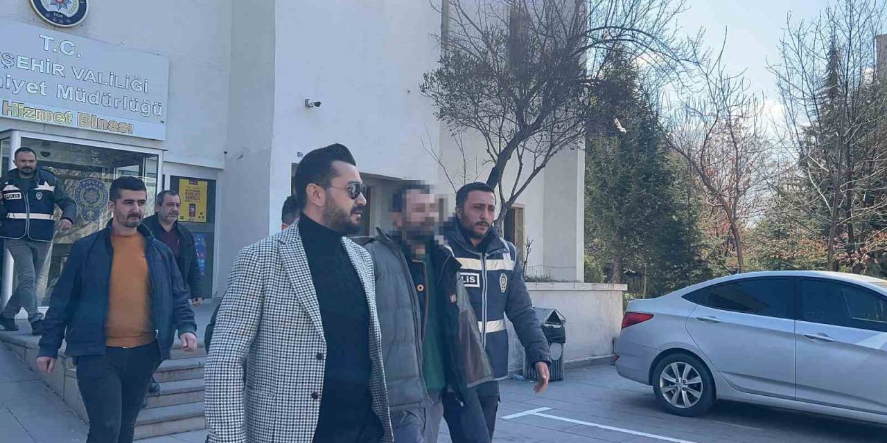 Cinayet Zanlısı Adliyeye Sevk Edildi