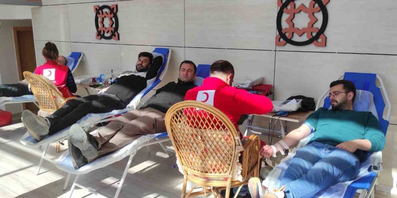 Havalimanı Personelinden Kan Bağışı