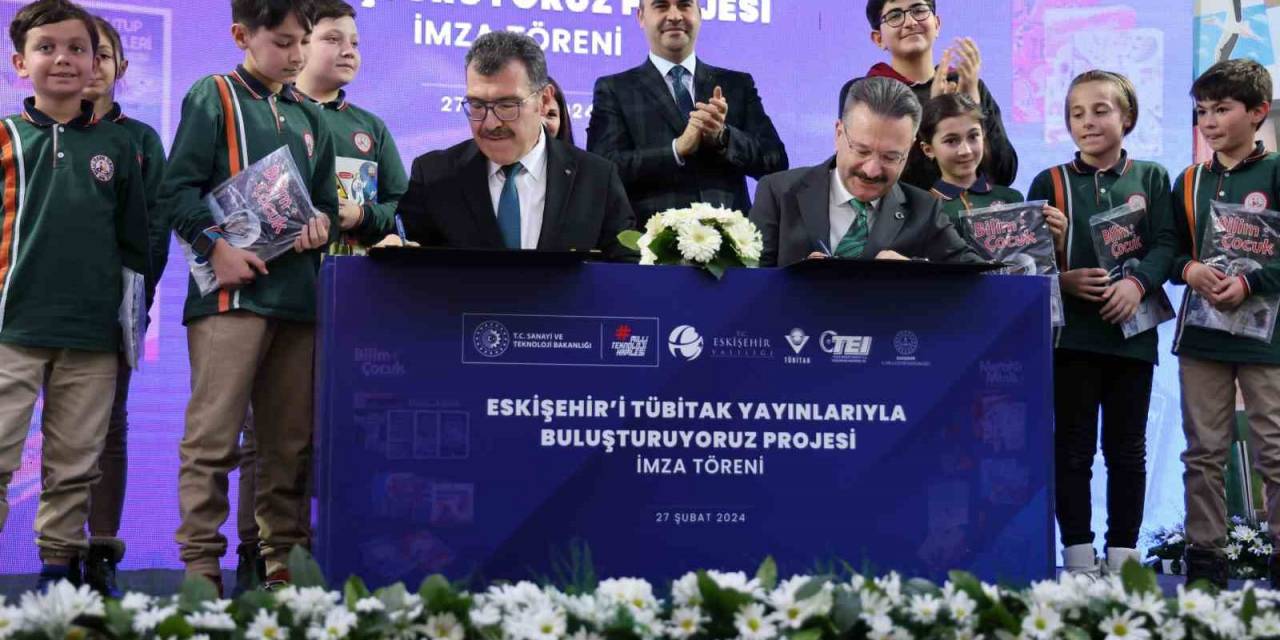 Bakan Kacır: “Türkiye Yüzyılı’nın Mimarı Gençlerimiz Başarı Hikâyelerimize Yeni Sayfalar Ekleyecek”