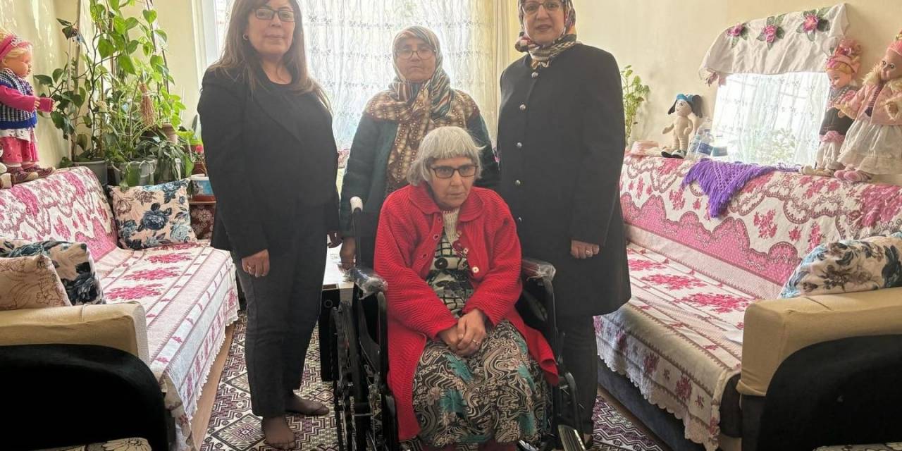 Başkan Şahiner Yaşçeltioğlu Ailesini Sevindirdi