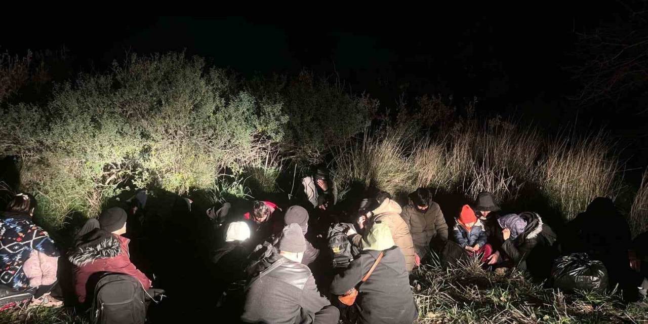 Ayvacık’ta 9 Kaçak Göçmen Yakalandı, 2 Organizatör Tutuklandı