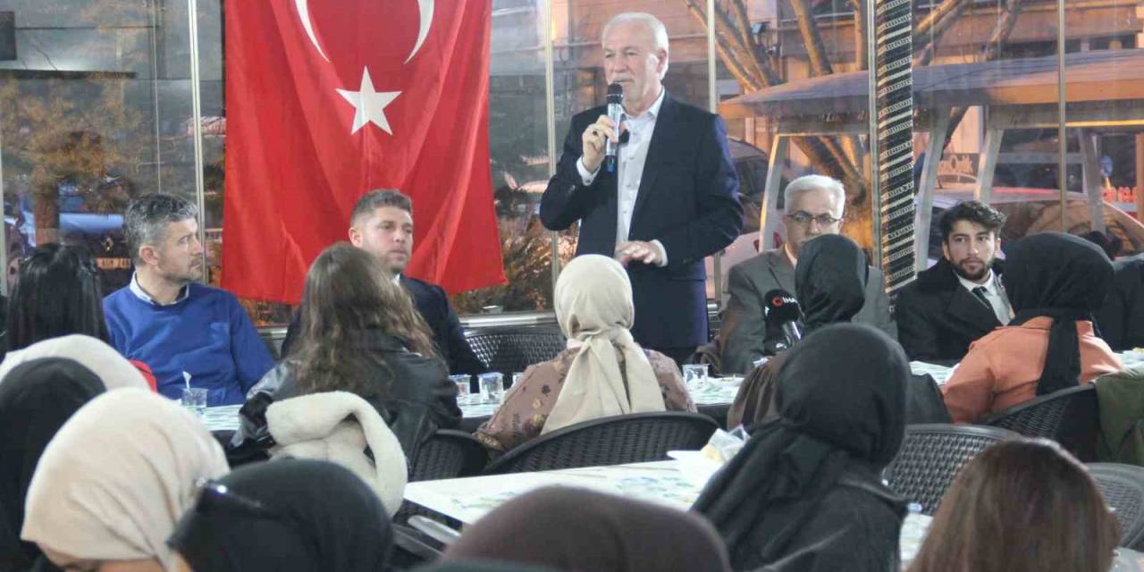 Kamil Saraçoğlu: "Öğrenci Dostu Bir Belediye Başkanıydım, Bundan Sonra Öyle Olacağım"