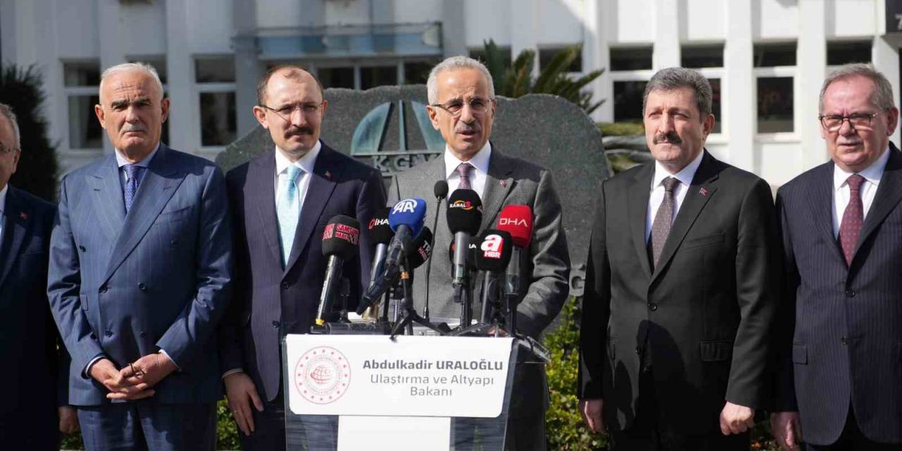 Bakan Uraloğlu: “Hızlı Tren Ağımızı Artık Karadeniz’e Ulaştıracağız, Ankara-samsun Arası 2 Saat 45 Dakika Olacak”