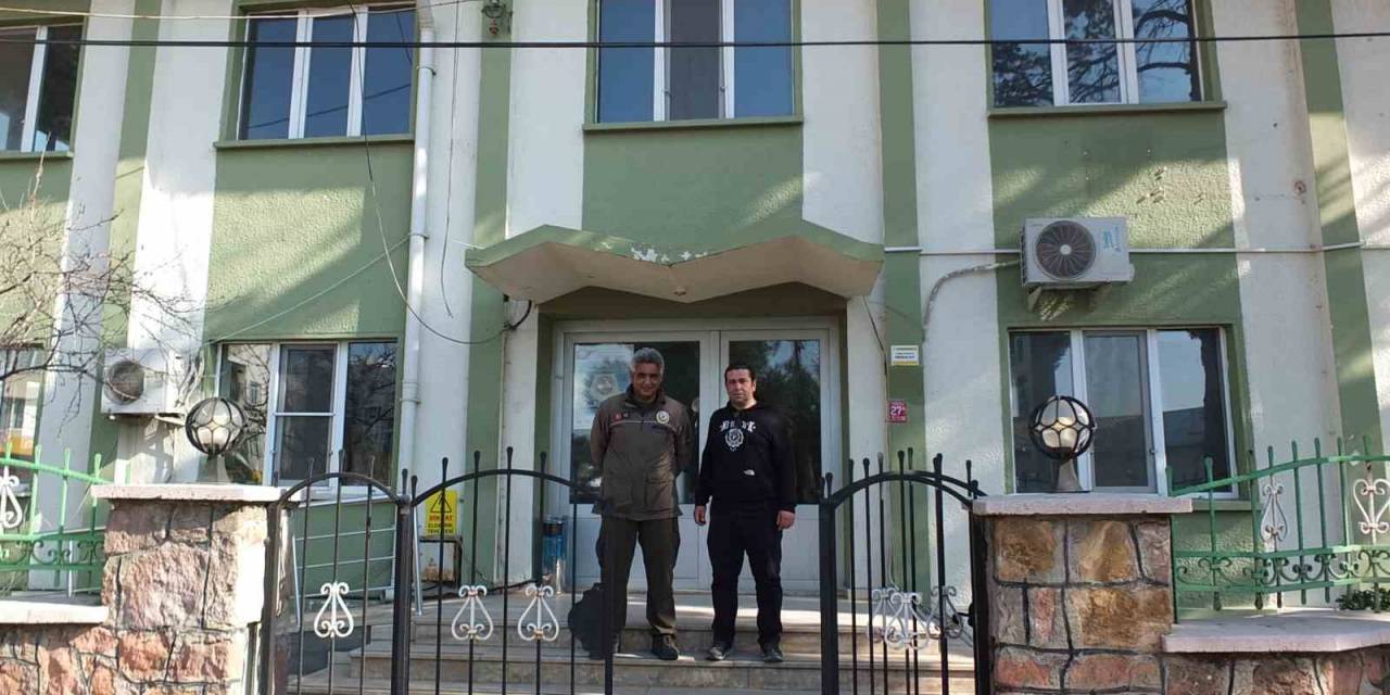 Burhaniye’de Orman İşletme Şefliği Yıkılıyor