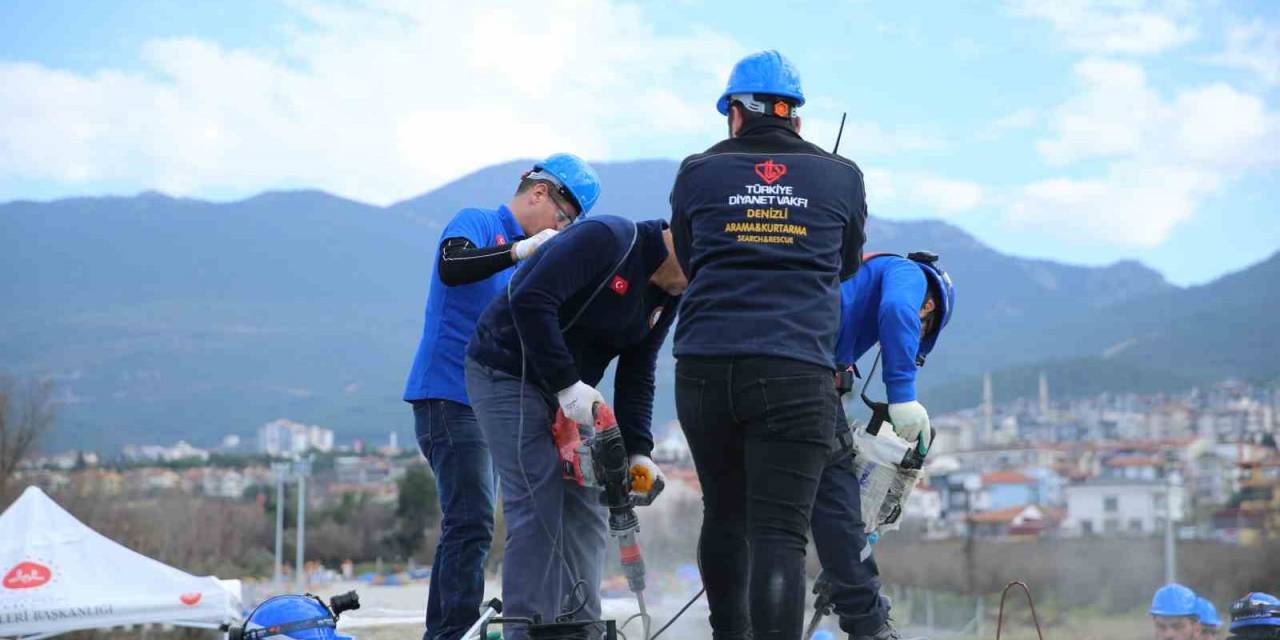 Denizlili Din Görevlileri Afetlere Hazırlıkta Bir İlki Başardı