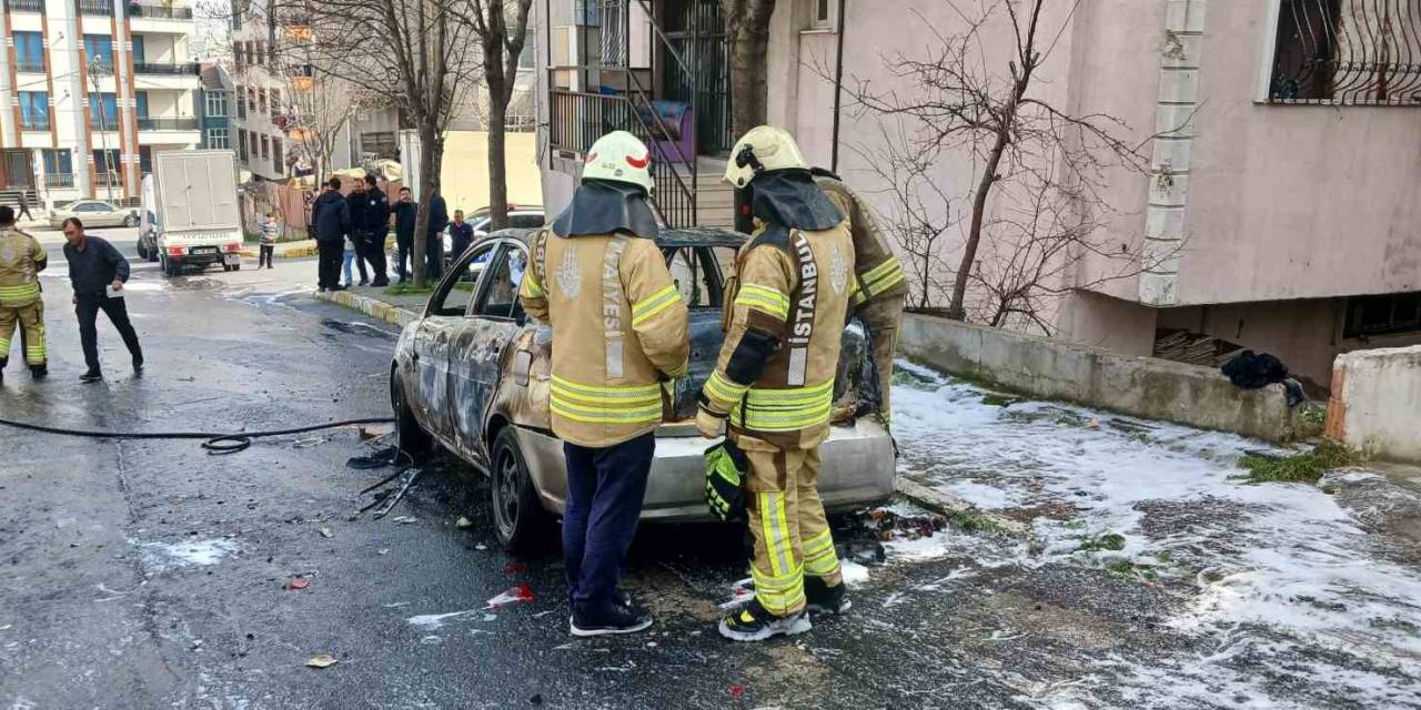 Beylikdüzü’nde Tartıştığı Komşusunu Önce Bıçakladı Sonra Arabasını Yaktı