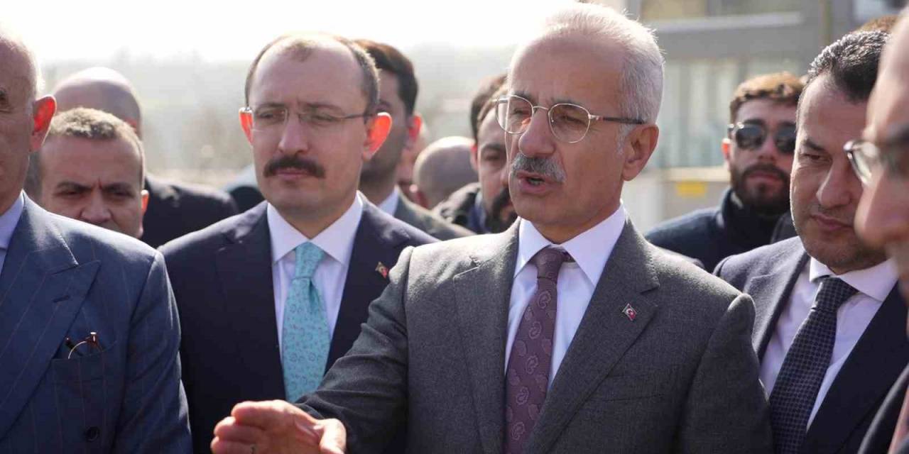 Bakan Uraloğlu, Yeşilkent Kavşağı’nı Ve Şehir Hastanesi Yolunu İnceledi