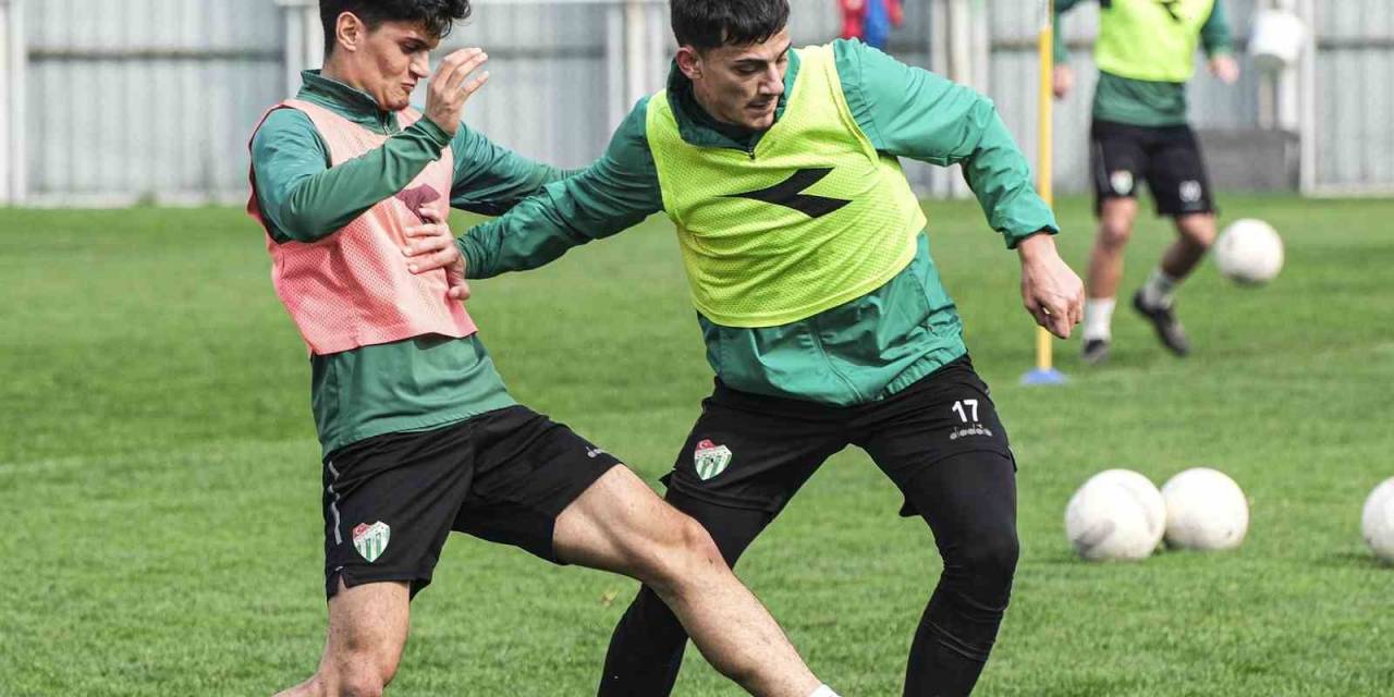 Bursaspor Taktik Antrenman Yaptı