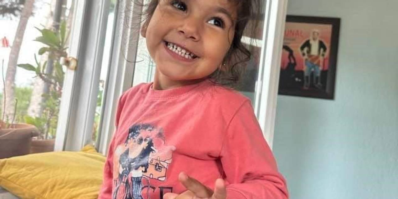 Serum Verilerek Evine Gönderilen Çocuk Tekrar Hastaneye Götürülürken Ambulansta Öldü