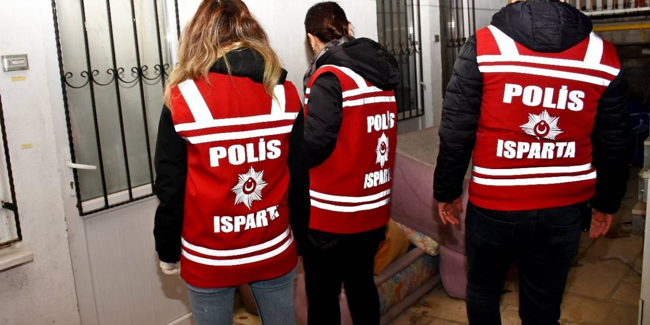 Isparta’da Fuhuş Operasyonu: 8 Şahsa 104 Bin 960 Tl Para Cezası