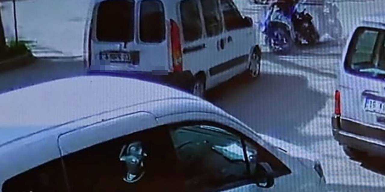 Bursa’da Hafif Ticari Araç İle Motosiklet Çarpıştı: 1 Yaralı