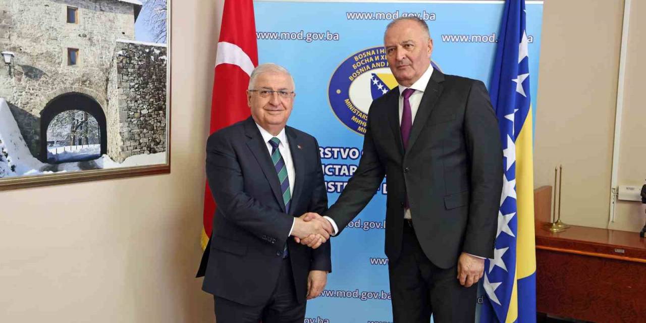Milli Savunma Bakanı Güler, Bosna Hersekli Mevkidaşı Helez İle Bir Araya Geldi
